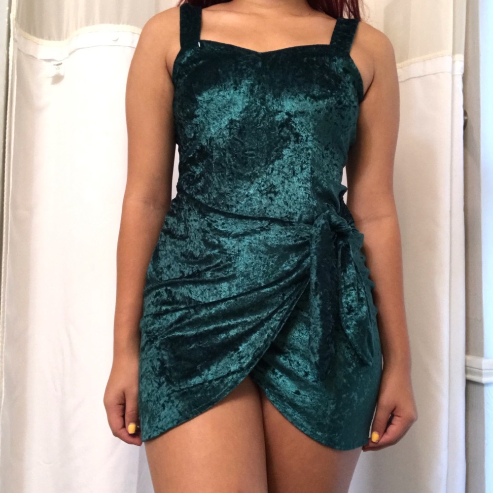 Sexy Emerald Velvet Dress